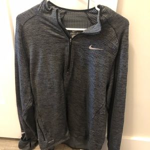 Nike Men’s 1/4 zip